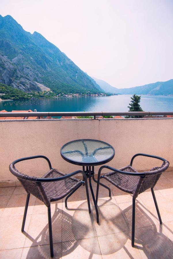 Gemma Di Cattaro Apartments エクステリア 写真