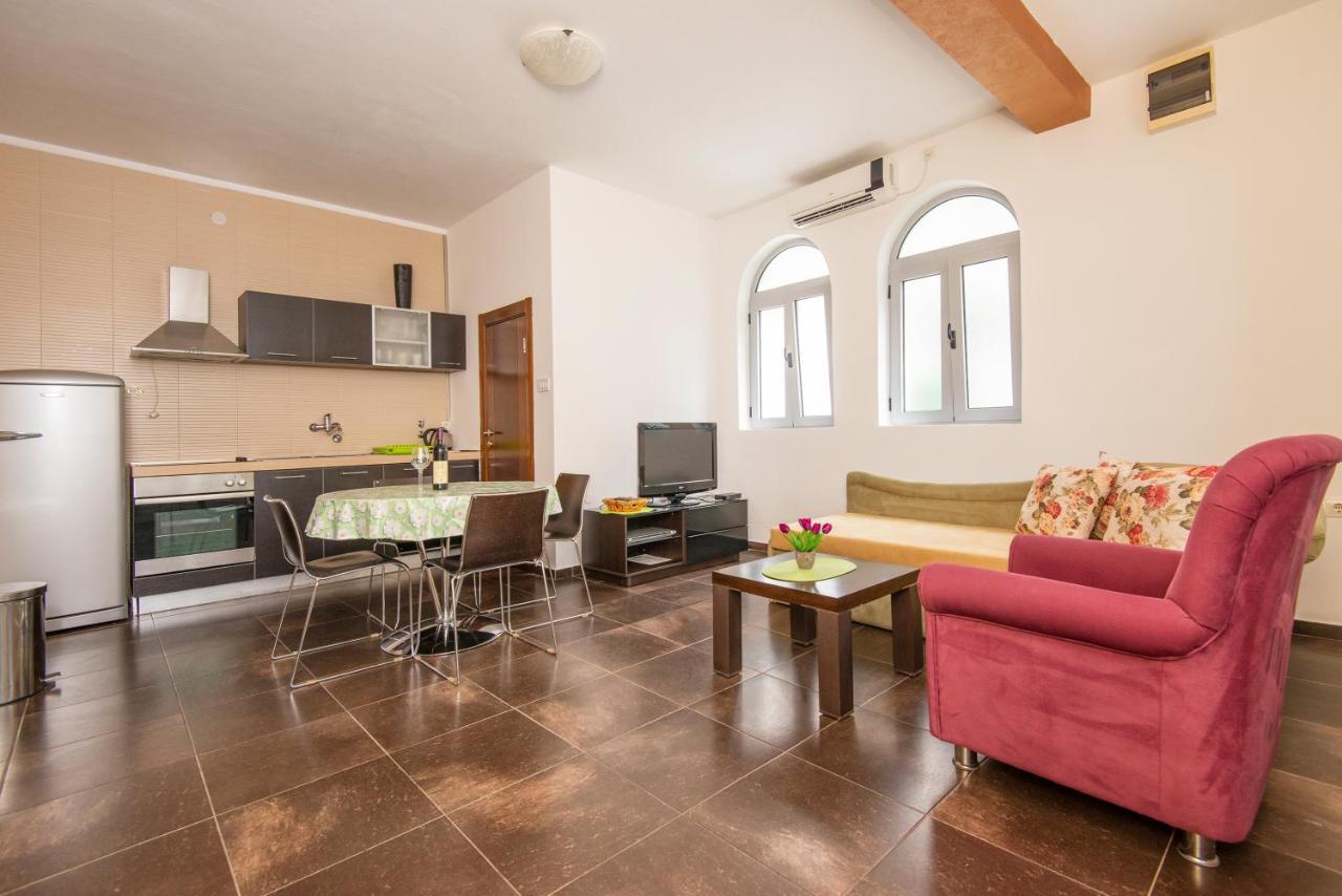 Gemma Di Cattaro Apartments エクステリア 写真