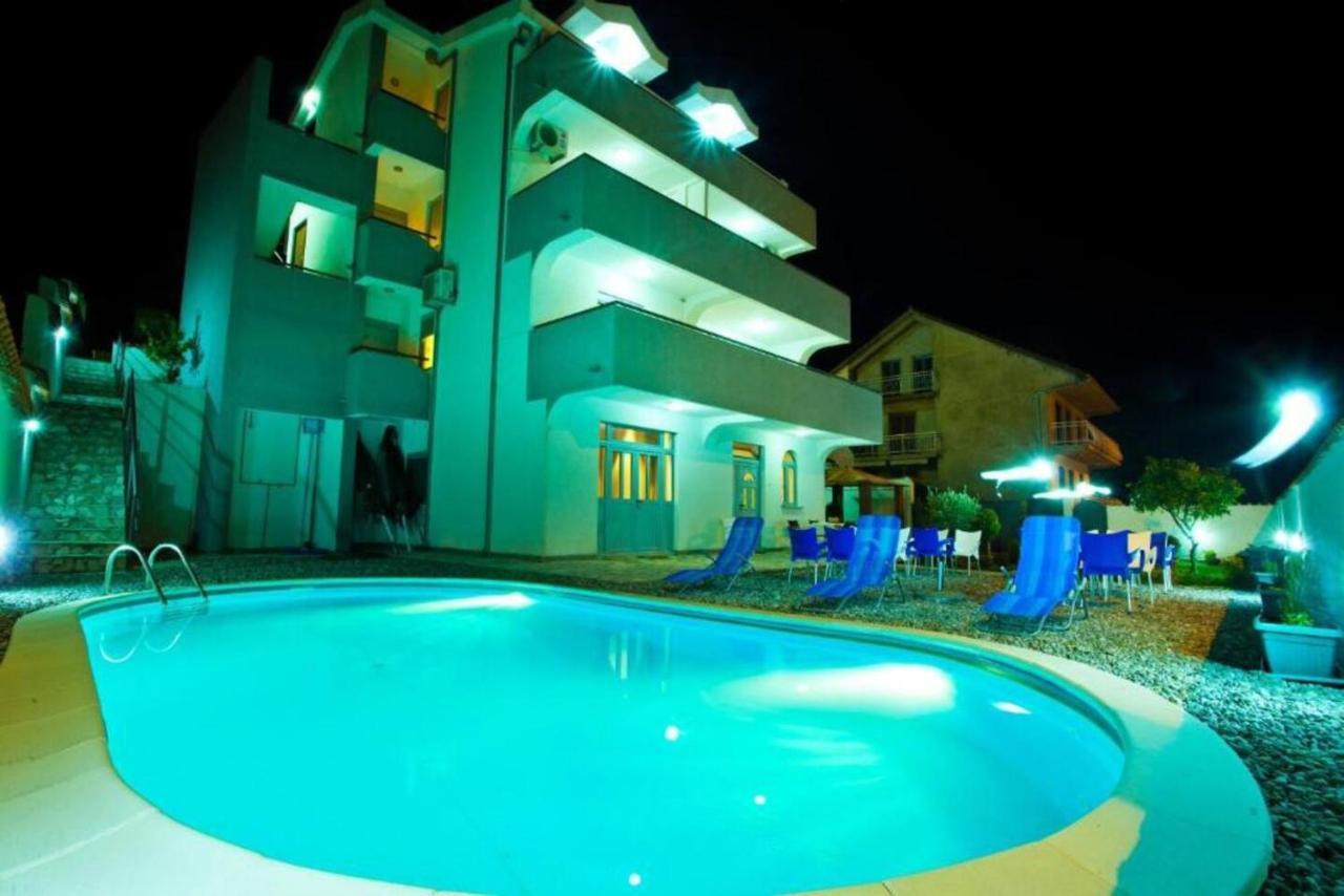Gemma Di Cattaro Apartments エクステリア 写真